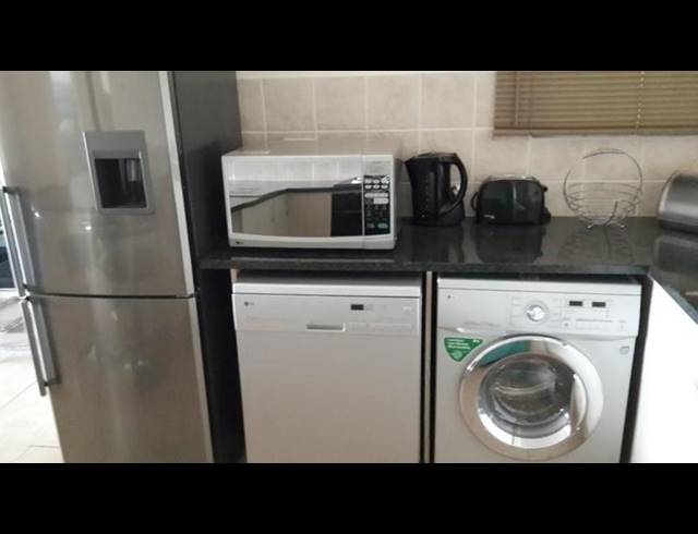 3 BEDROOM APARTMENT FOR SALE IN SHELLY BEACH